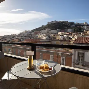 Couette-café Salotto Borbonico, Naples